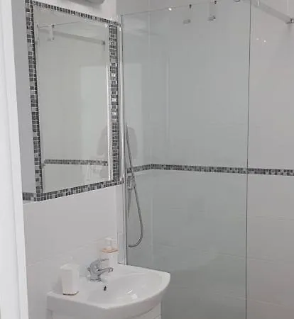 Apartament W Centrum Warszawy Ii *